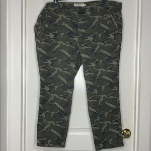 Camo pants, size 26, great shape.